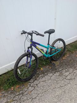 Nishiki Pueblo 24-inch Girls' Mountain Bike