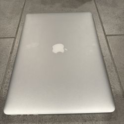 2014 Late Mint Condition MacBook Pro Retina Display 