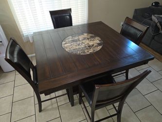 Dining room table