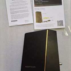 NETGEAR Nighthawk CM3000 Mid/High-Split Cable Modem in Black Refurbished!