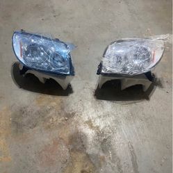 2003-2005 Toyota 4runner Headlights