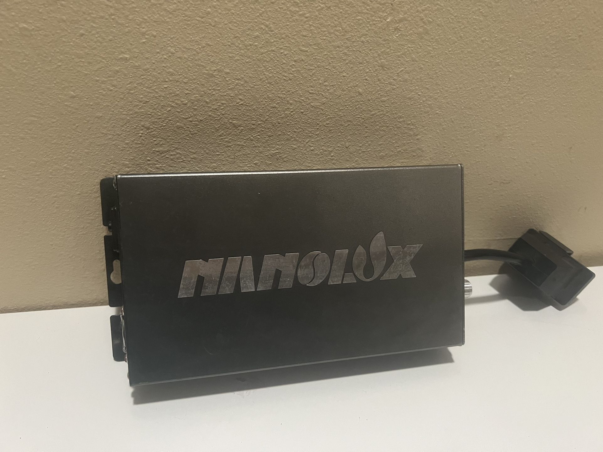 NANOLUX 1000 Watt Digital Ballast