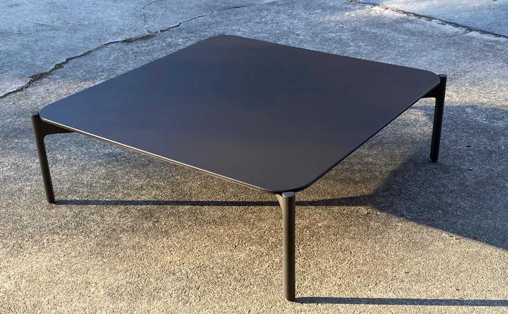 DEDON Izon Coffee Table