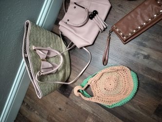 Bundle of womens purses