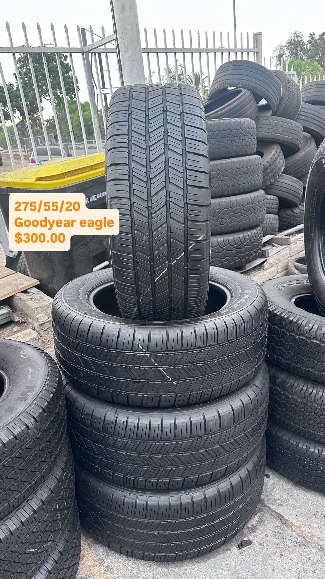 271/55/20 Goodyear Eagle