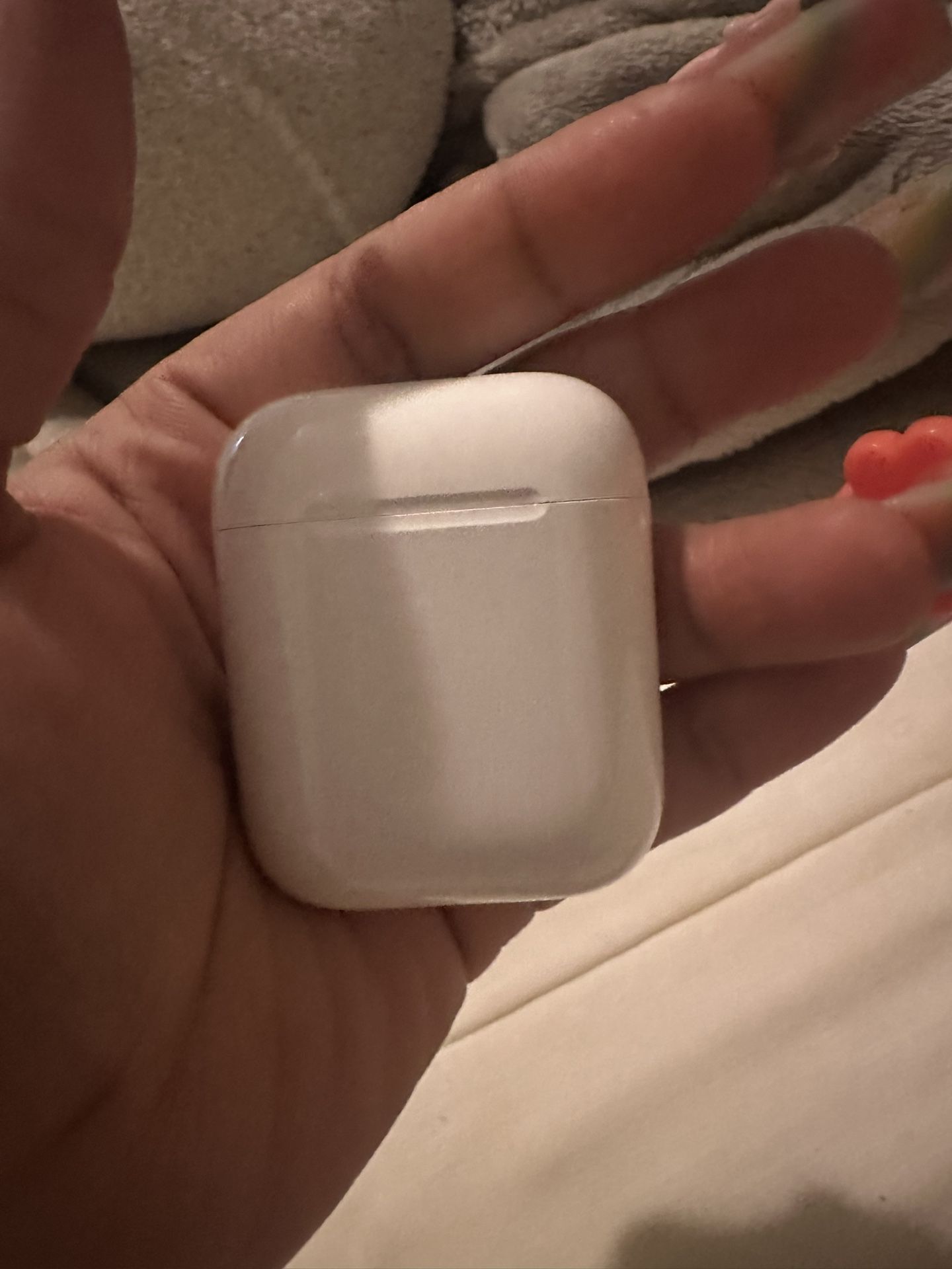 Apple AirPods 2nd Generation