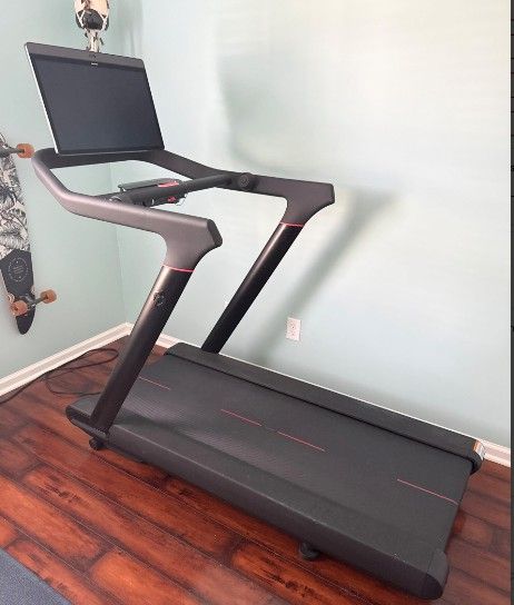 Peloton Tread