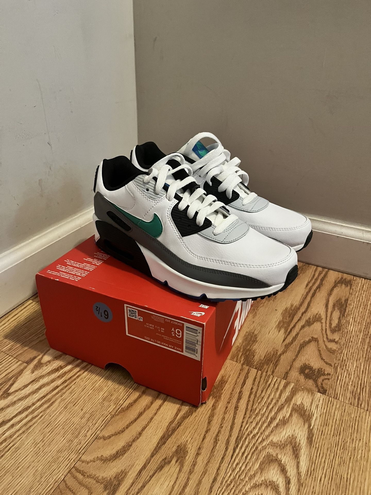 Air Max 90 Leather GS 'White Stadium Green'