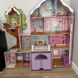 KidKraft Dollhouse 