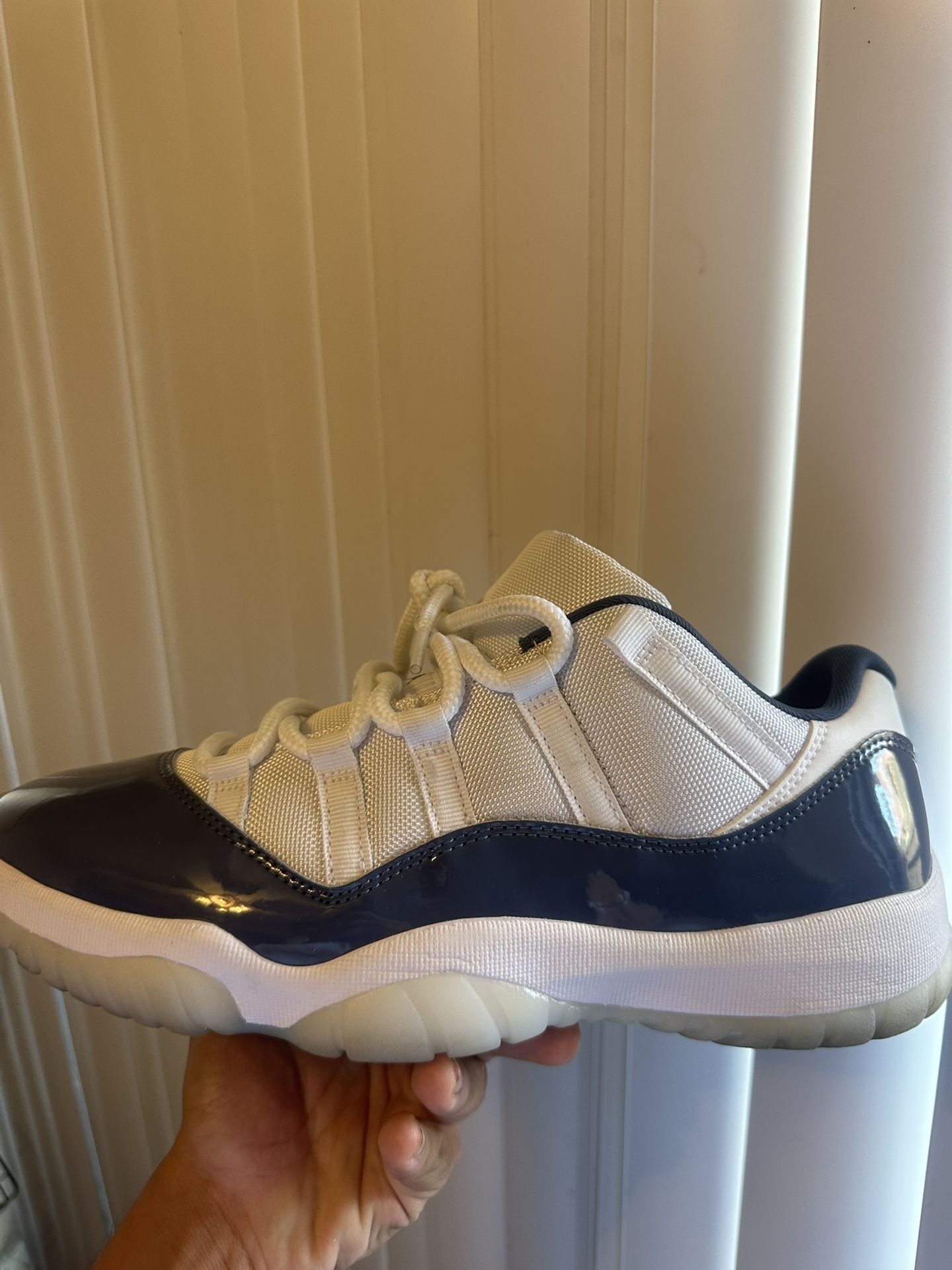 Jordan 11 Diffused Blues Size 10.5