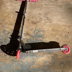 Pink razor Scooter 