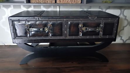 Living room leather chest
