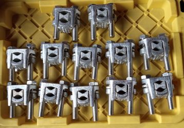 BURNDY KVSU44  4/0  1000