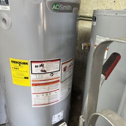 water heater 40 gallons electric new 