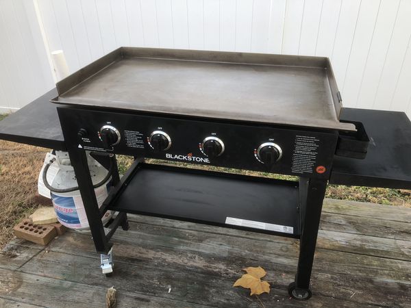 Blackstone Hibachi Gas Grill With Shelves Cover And Blackstone Hibachi Gas Grill With Shelves Cover And Cleaning Kit