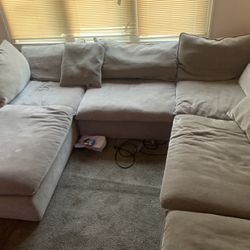 1 Yr Used Gray Sectional W/ Ottoman