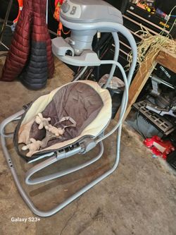 Graco baby swing