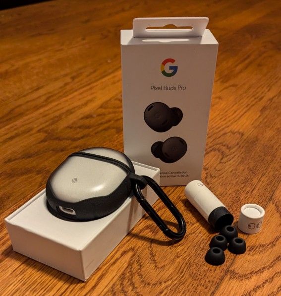 Pixel Buds Pro With Replacement Ear tips And Caseology Protective Case