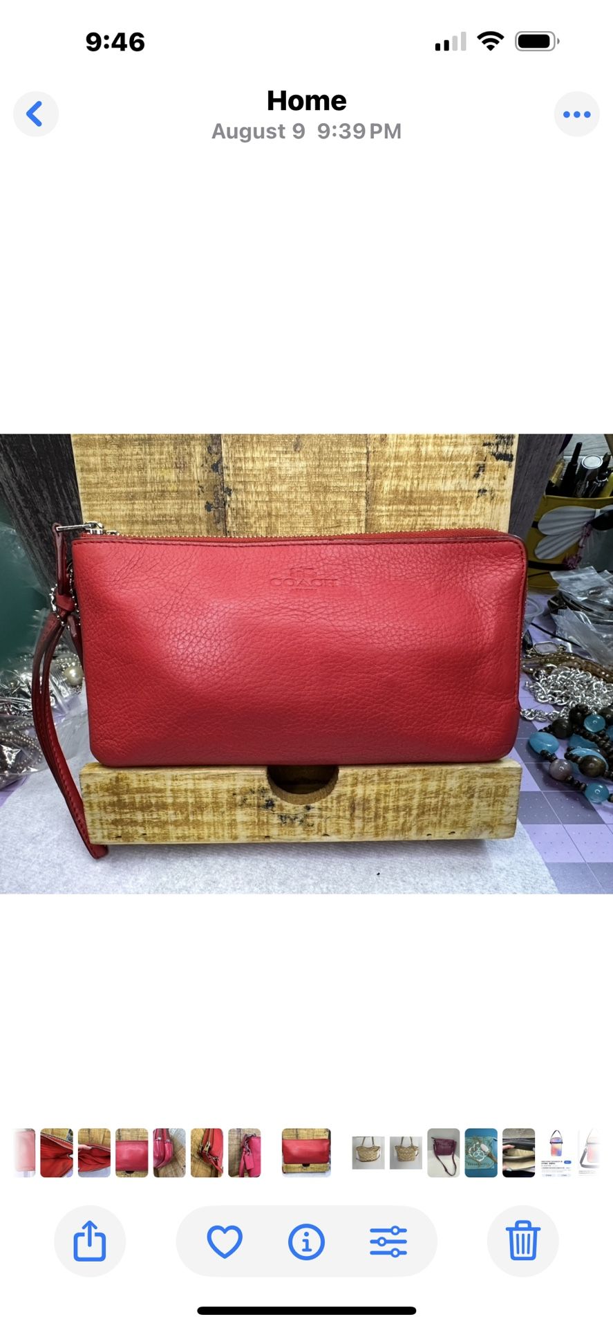 Red Coach Wallet Clutch Vintage Beauty Soft Leather Gold Zippers Branded