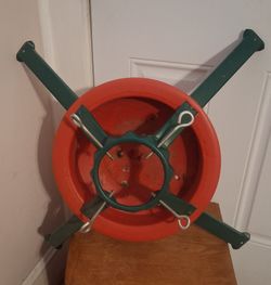 Metal Christmas Tree Stand Red and Green