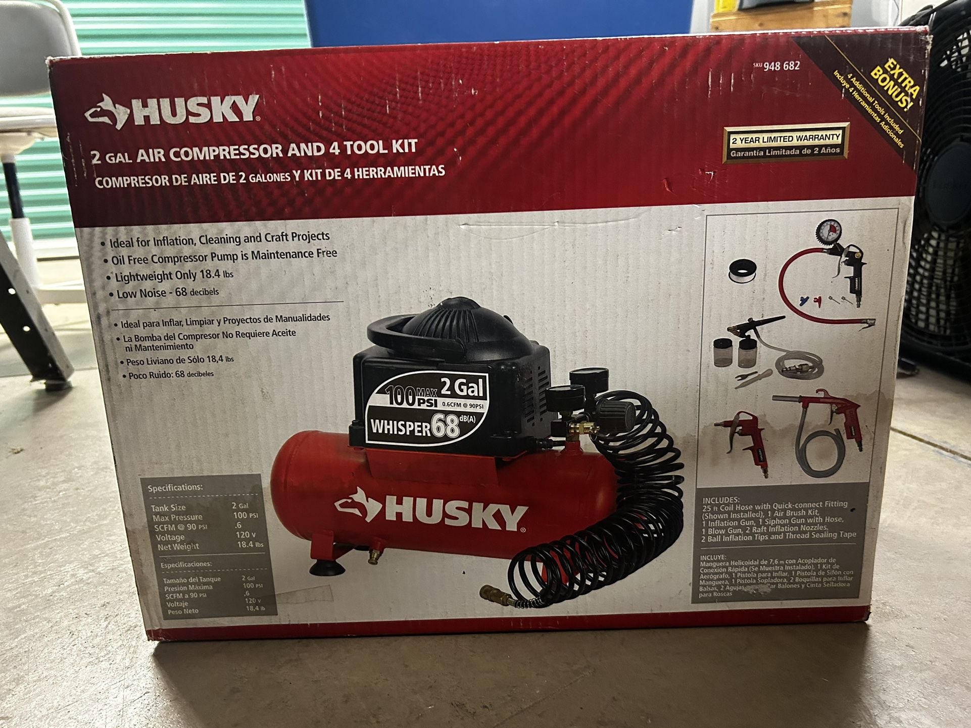 HUSKY 2 Gal Air Compressor & 4 Took Kit