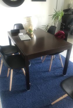 Dinner table ( no chairs)
