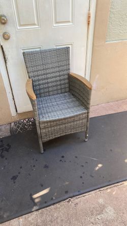 8 Chairs and A Table For $200