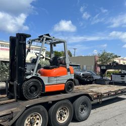 Very Nice Toyota Forklift Forklift Pneumatic Tires 