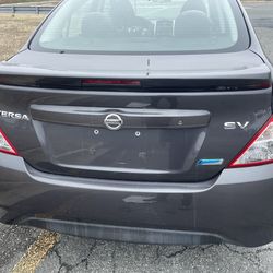 2015 Nissan Versa SV
