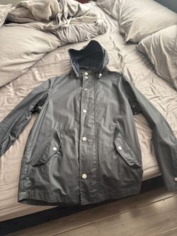 Steven Alan Men’s Waxed Cotton Waterproof / Windproof Jacket. Mens size: M. Navy Blue. Snap and Zipper Closures. Snap-Off Hood. Cotton. Winter/Cold/Sk