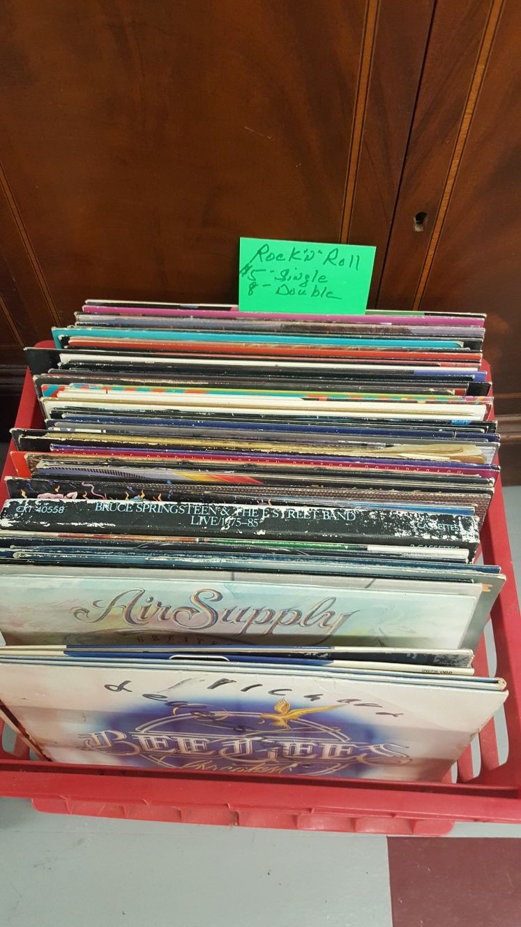 1000 plus LPs , Albums , Vinyl , blues , motown , rock , country , gospel