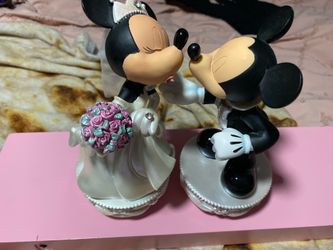 Mickey & Minnie Mouse wedding figures
