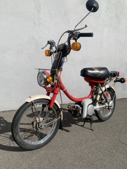 Vintage 1979 Yamaha QT50 Moped Yamahopper for Sale in San