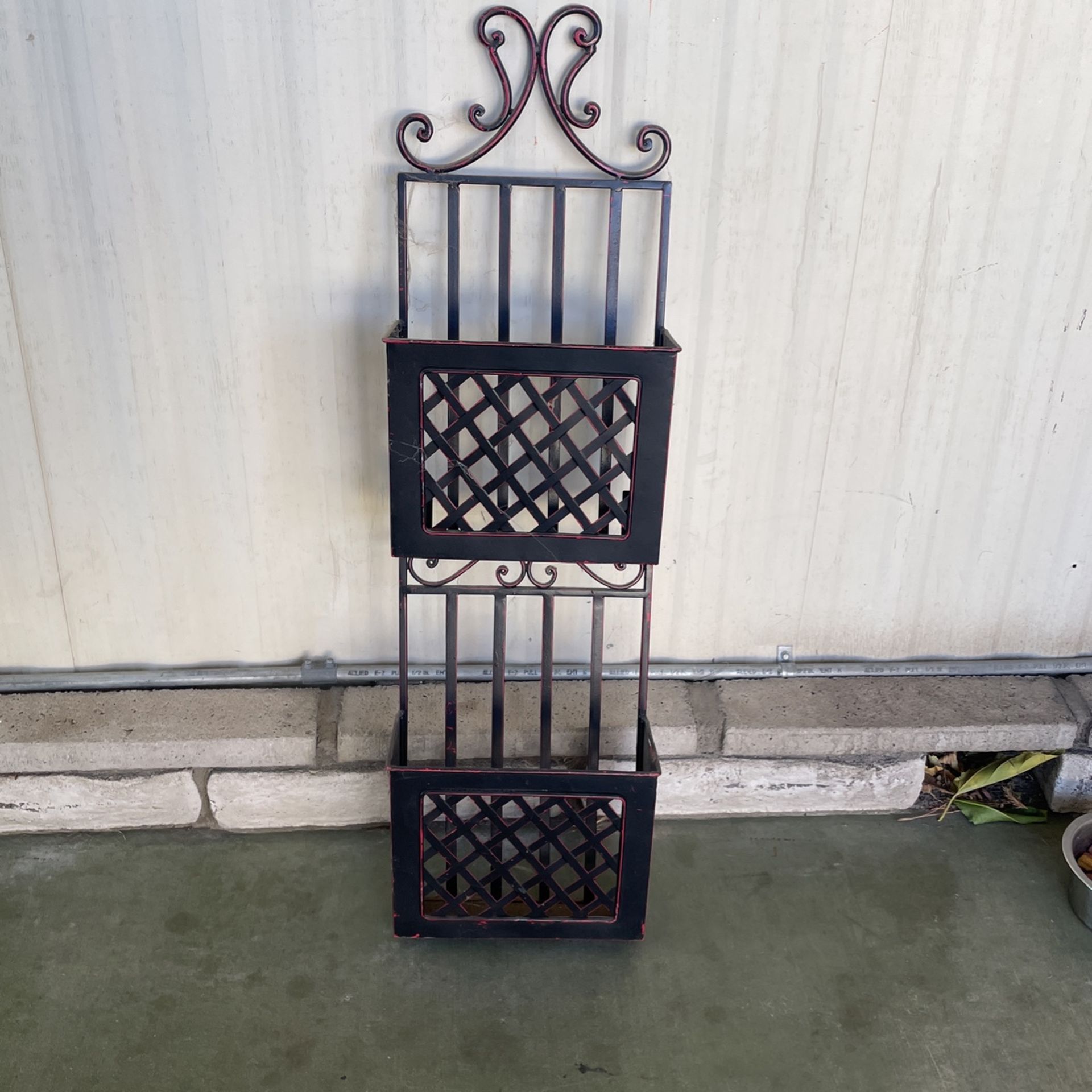 Decor Mail Holder