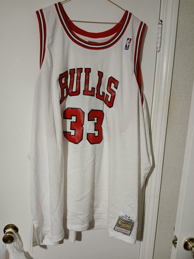 Chicago Bulls Scottie Pippen No 33  New 