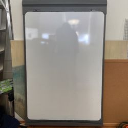 White Board extendable | Great Condition