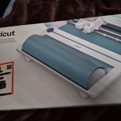 Cricut  Vinyl Roll Holder