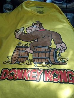 Donkey Kong shirt. Yellow. 2x. Mint. $10 OBO.