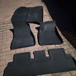 Tesla Model 3 (2021-2026) Floor mats