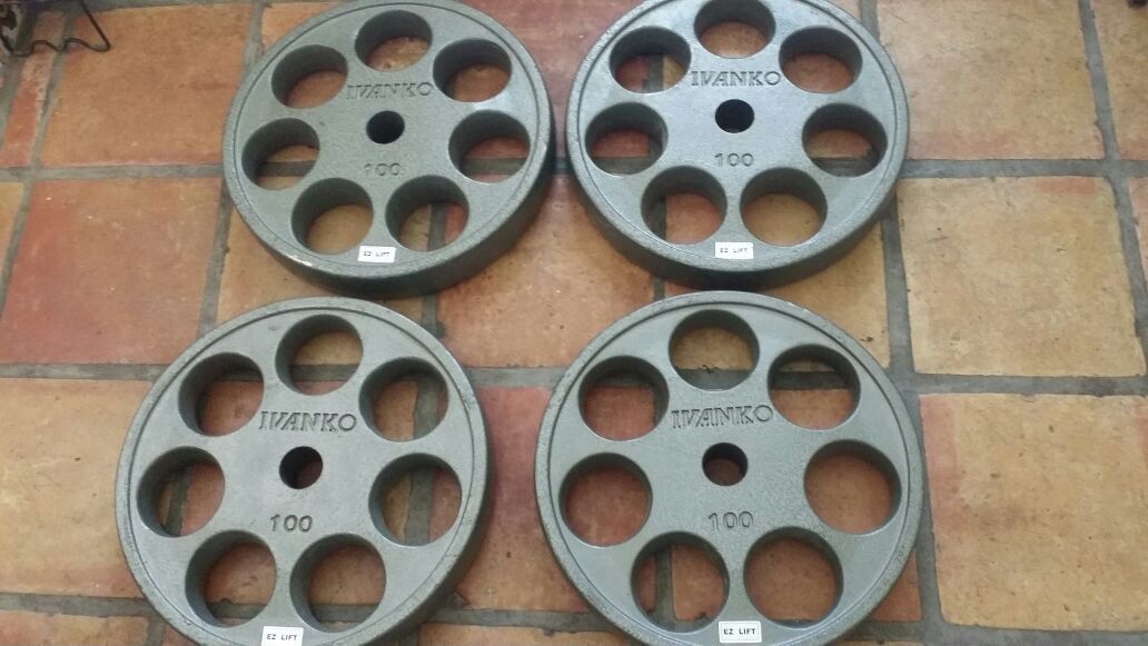 Ivanko Omezh EZ lift 100lbs plates