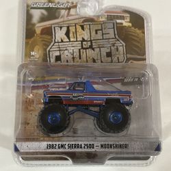 Greenlight Kings Of Crunch Moonshiner 1982 GMC Sierra 2500