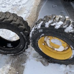 Skidsteer Tires   10-16.5 NH9  