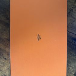 Hermès Izmir Sandals – Size 43 – Gold/Orange (Brand New, Unworn)