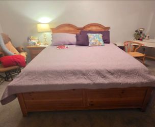 Amazing Broyhill Ca. King Bedroom Suite