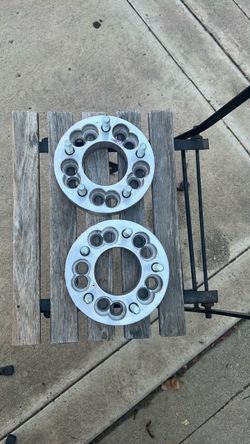 Wheel adapters