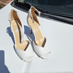 Michael Kors Brand, Women's Heels, Size 9, White Color , Used***