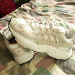 ADI Plus Adidas Never Worn Seven And A Half Rare