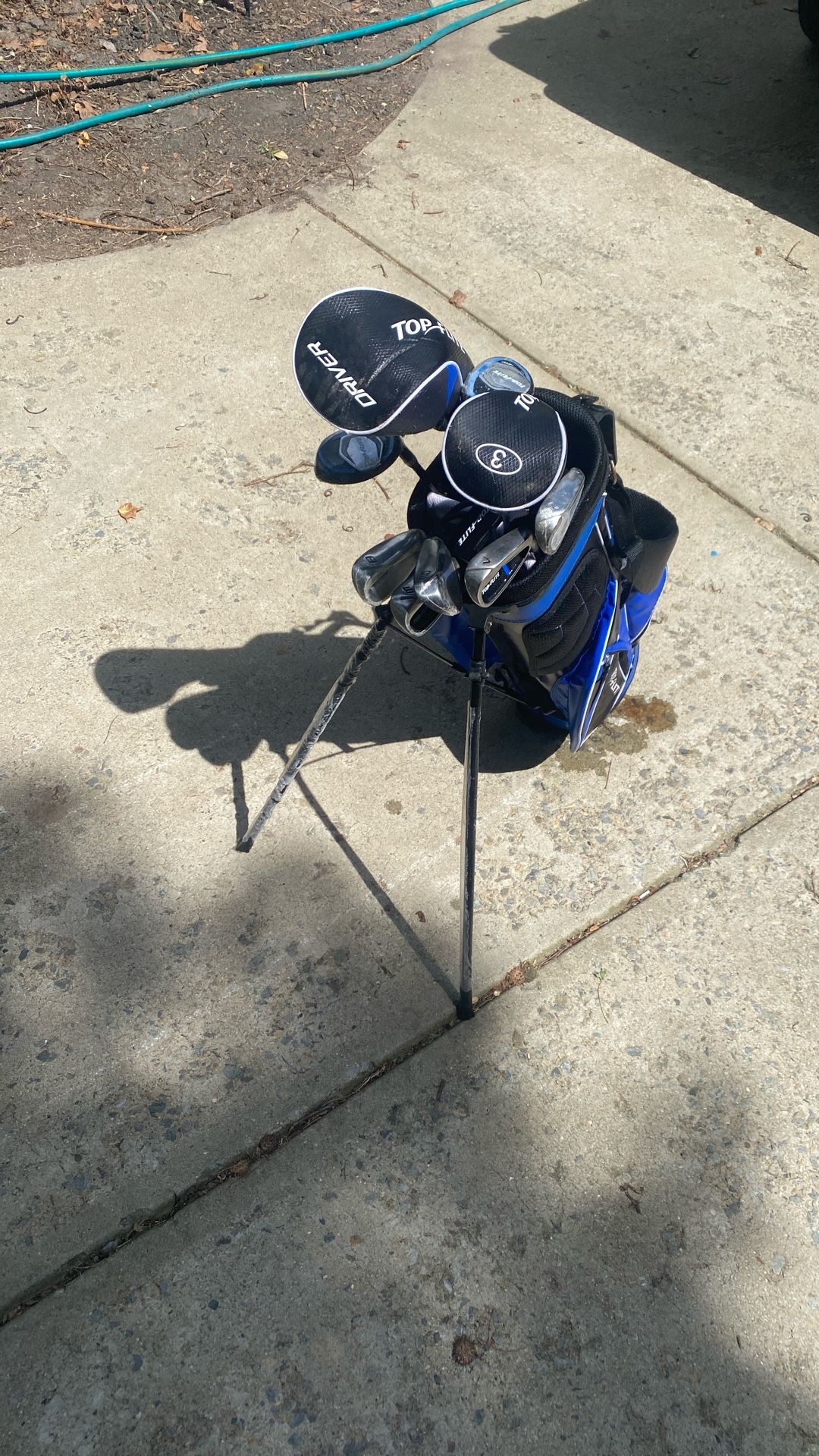 Men’s Senior Top Flight set 1,3W; 6-9, PW, Putter