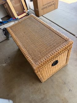 Wickered chest