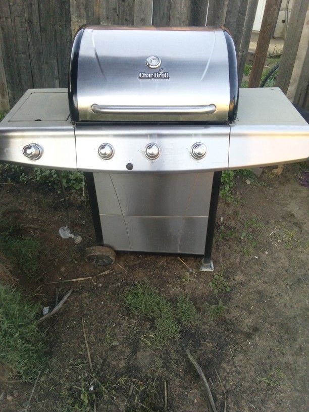 CharBroil BBQ Gas Grill